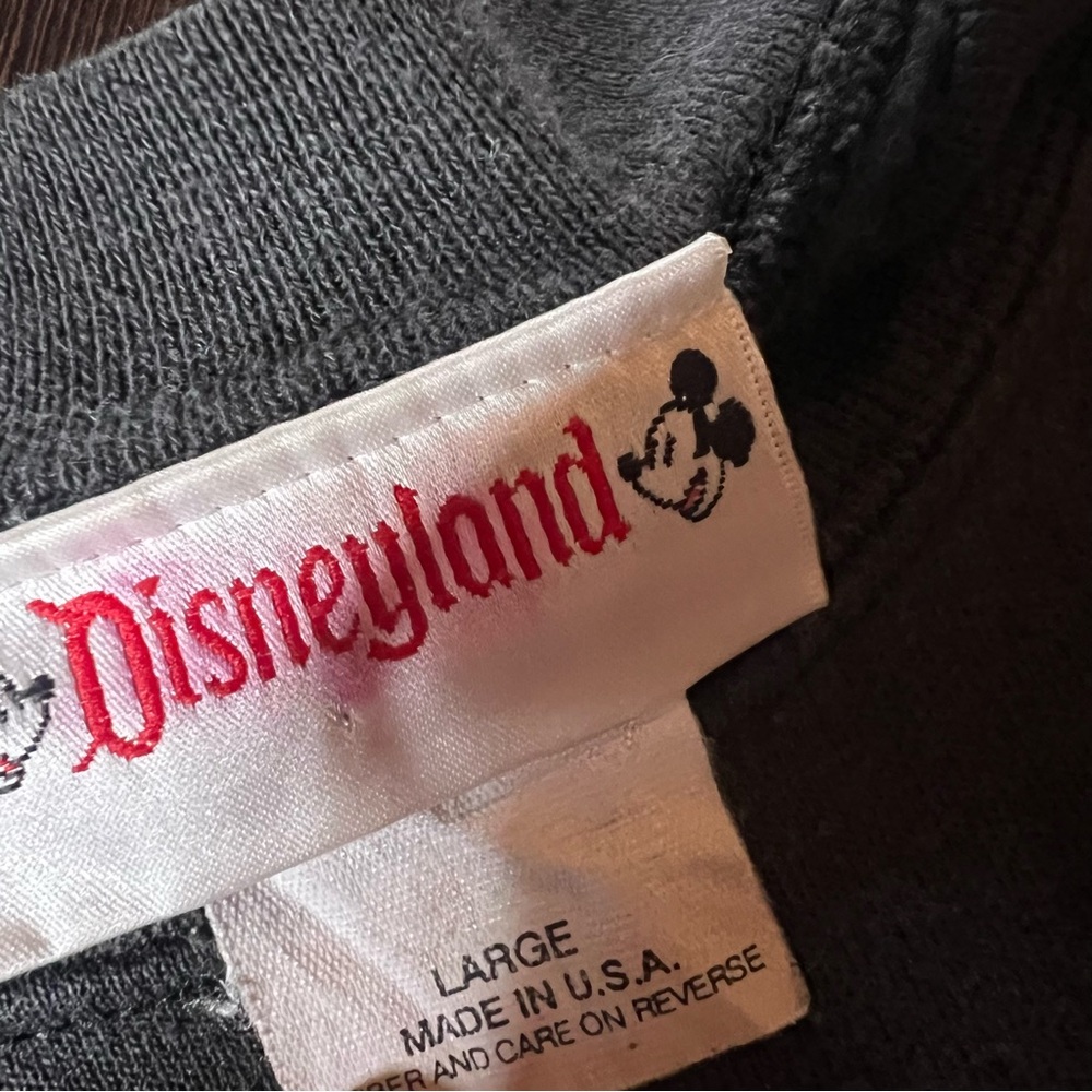 Disney Haunted Mansion Vintage RARE Crewneck Sweater - Black Large Glow in Dark - Picture 4 of 12